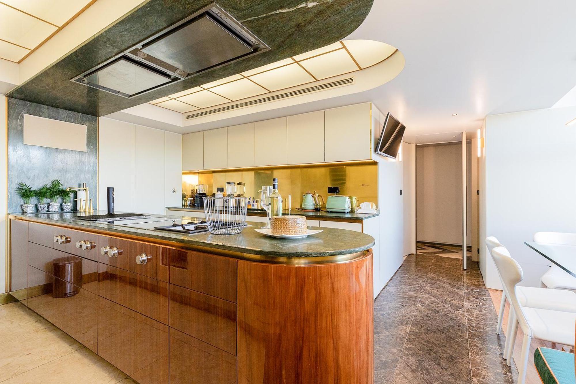 Luxury Penthouse Apartment