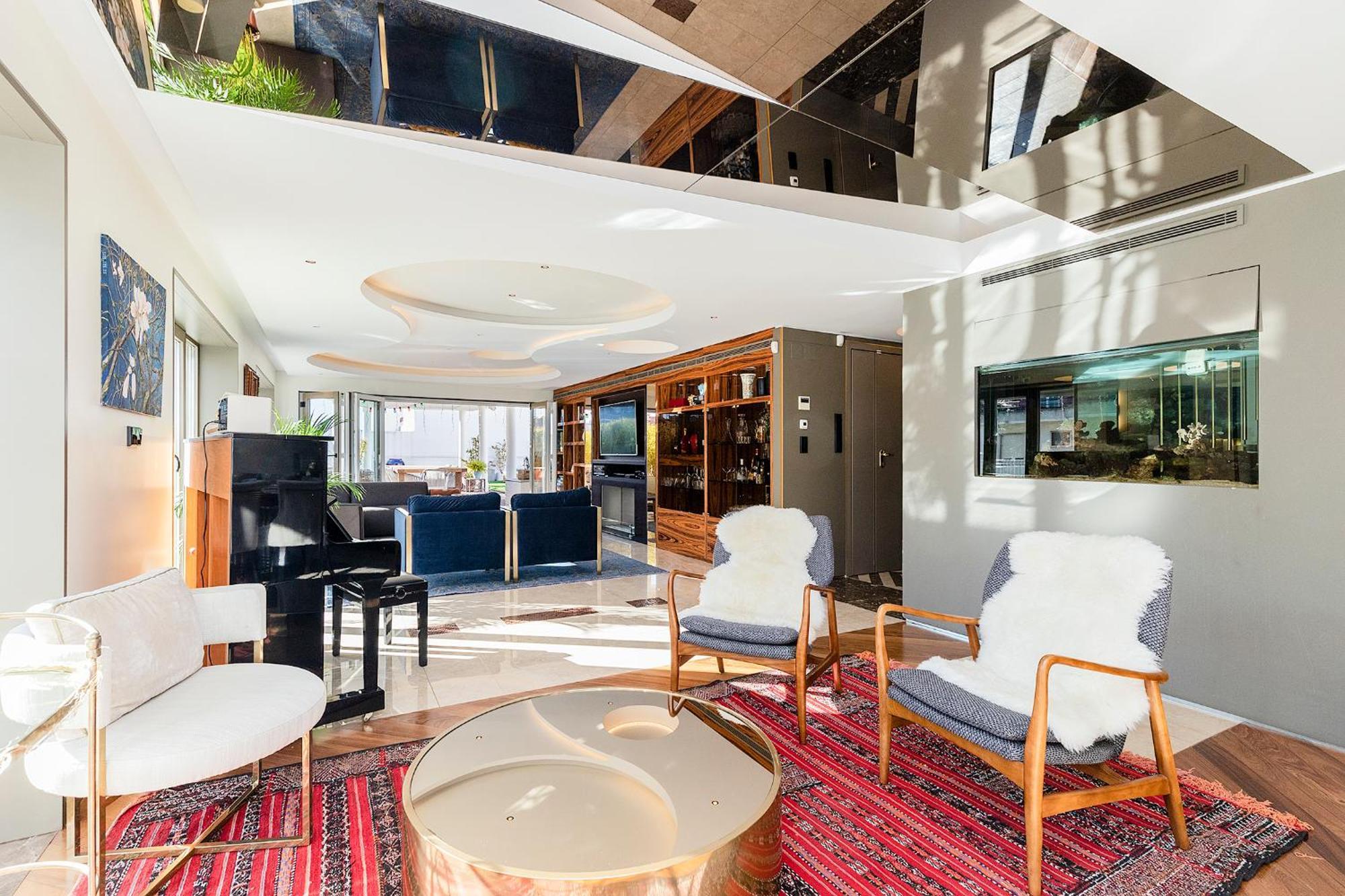 Luxury Penthouse Apartment Lisbon