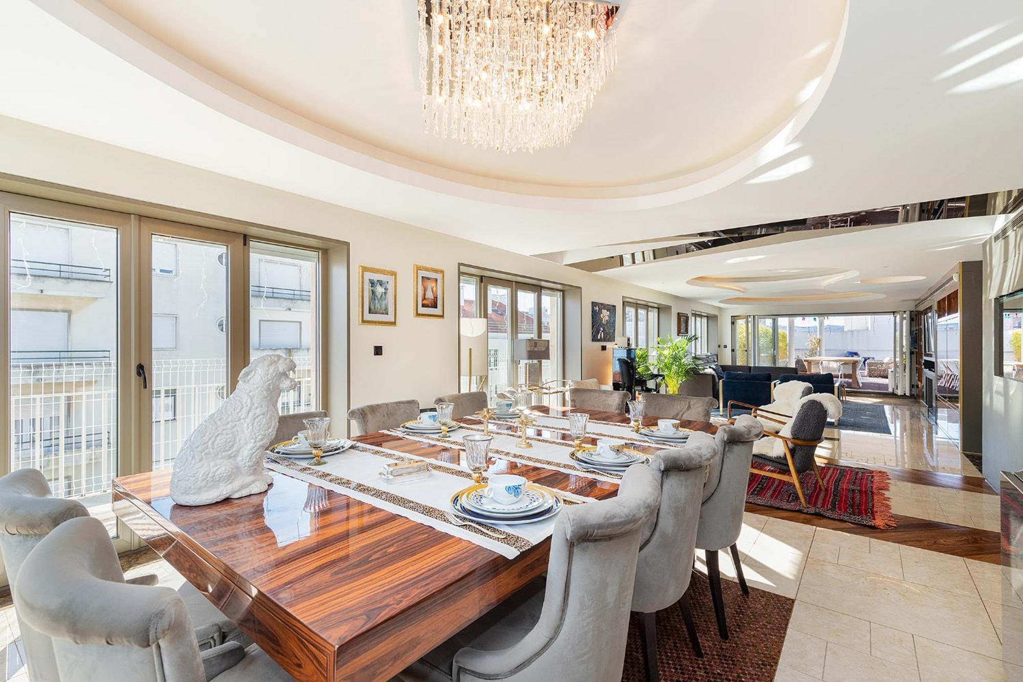 Luxury Penthouse Apartment Lisbon